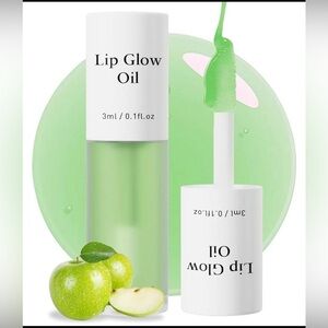 SOLD OUT!!! NWT, Hydrating Lip Glow Oil, Moisturizing Lip Plumper Gloss
